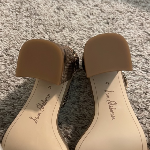 Sam Edelman snakeskin tan block heels - Picture 3 of 4